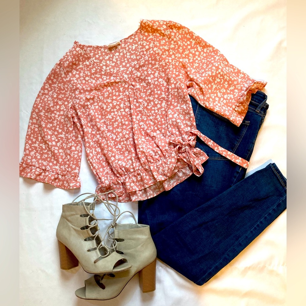 Perfect For Springtime. Light Weight Material To … - image 1